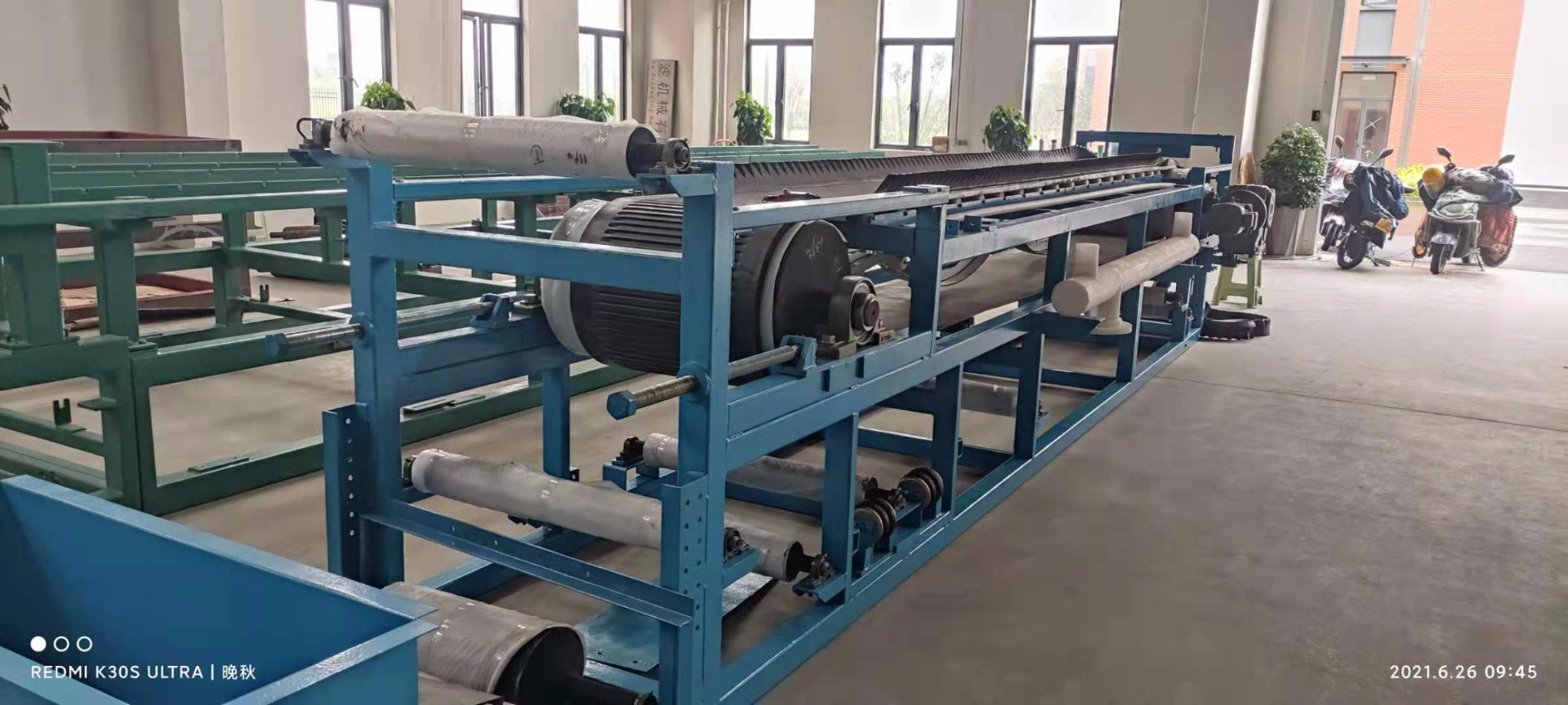 真空帶式過濾機主要部件的結(jié)構和功能