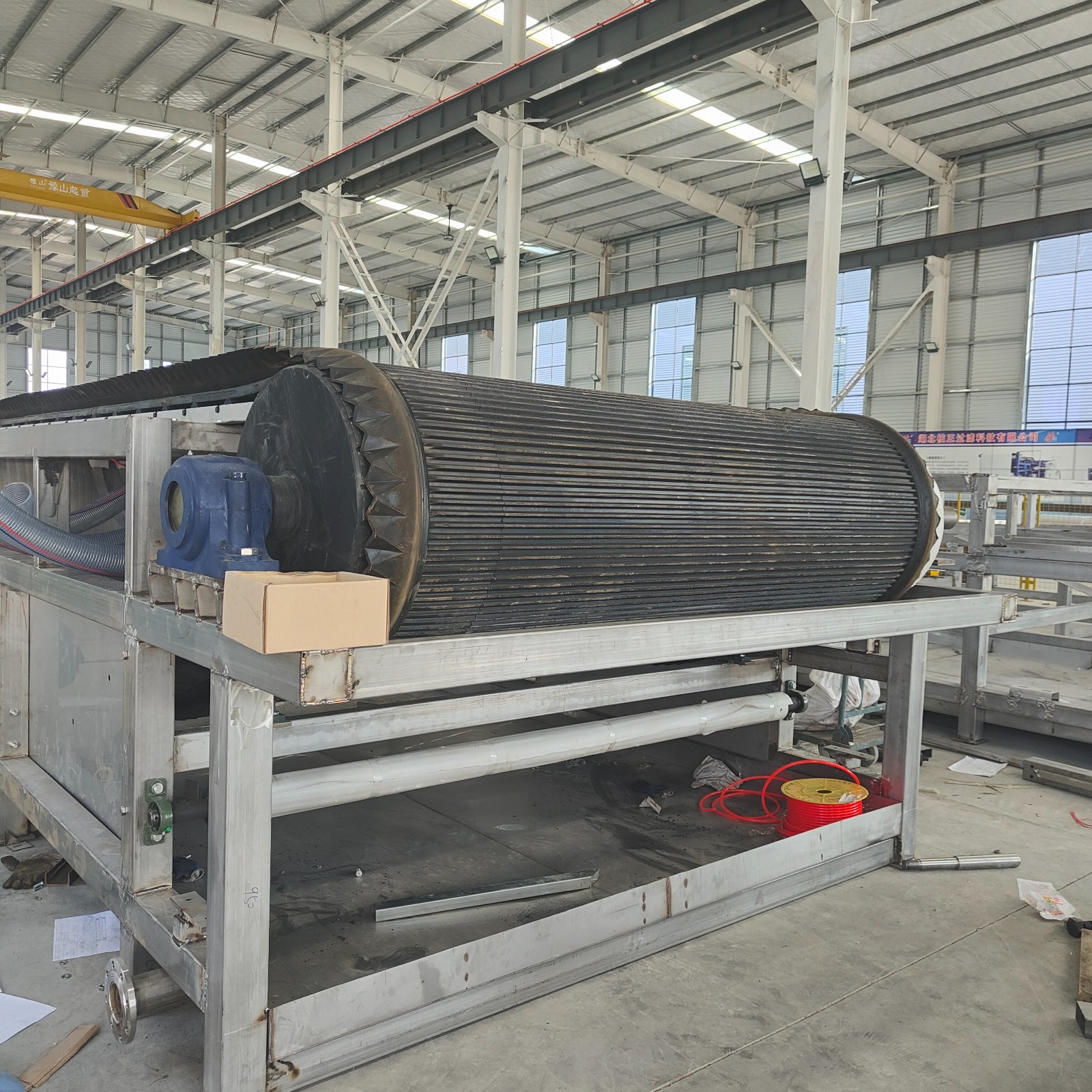 真空帶式過濾機(jī)真空度低是什么原因以及如何解決？